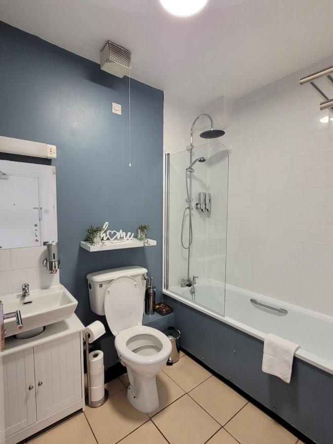 Stunning 1 Bedroom Apartment In Londra Esterno foto
