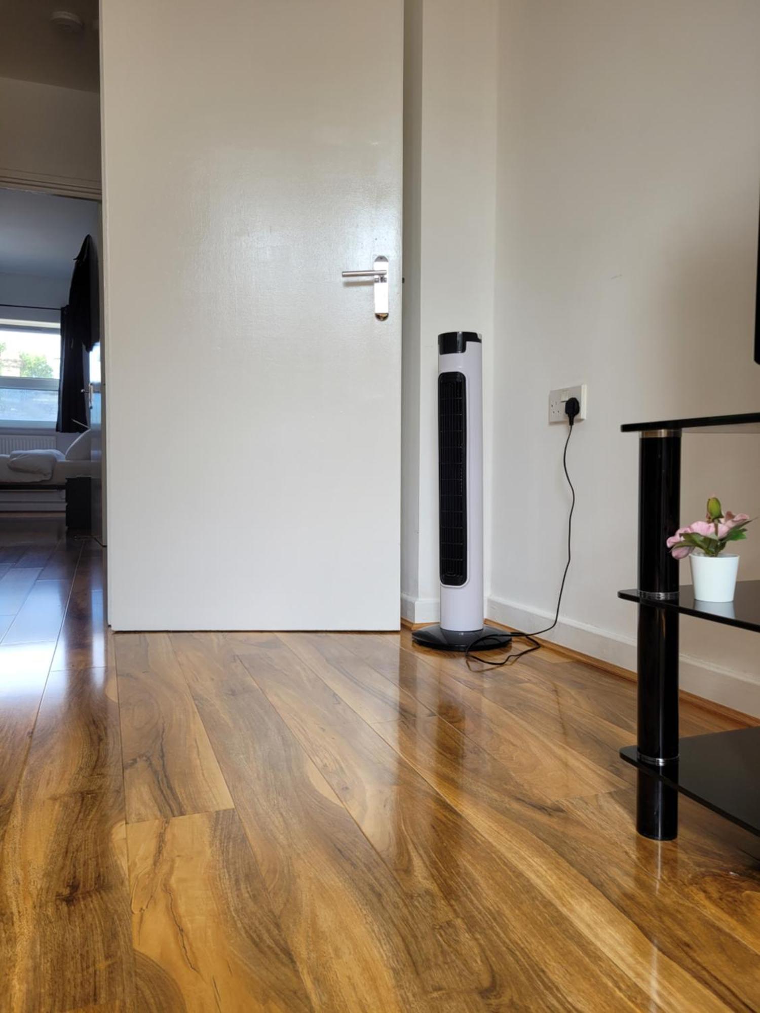 Stunning 1 Bedroom Apartment In Londra Esterno foto